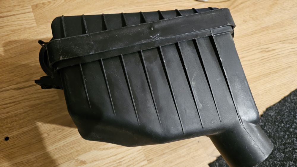 Carcasa filtru aer cu filtru Nubira 2