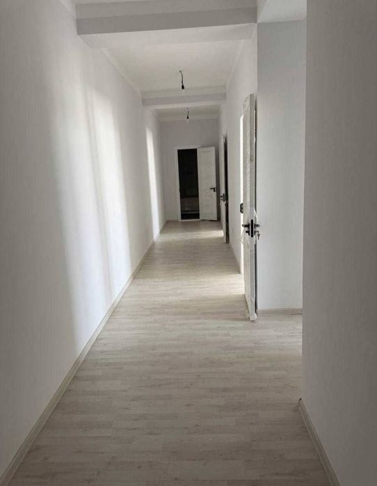 Срочно Продаётся Яккасарай Новостройка 2/12/13 ремонт хороший !