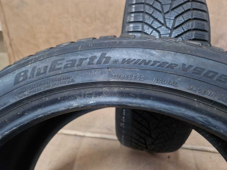 2 Yokohama R19 225/45
зимни гуми
DOT2020