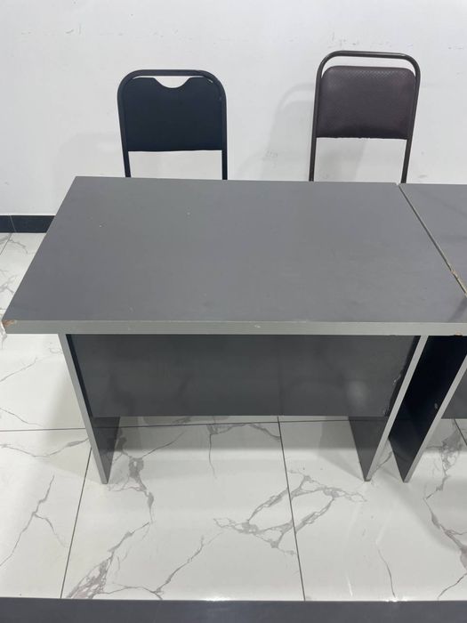 Ofis mebel sotiladi