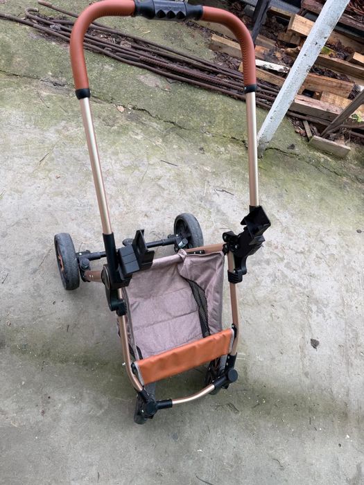 Carucior bebe 3 in 1