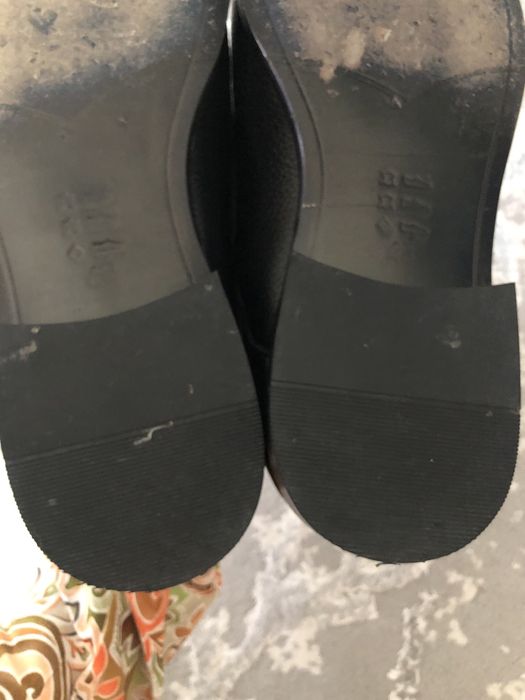 Костюм срочно продается покупали дорого отдам за дешево почти