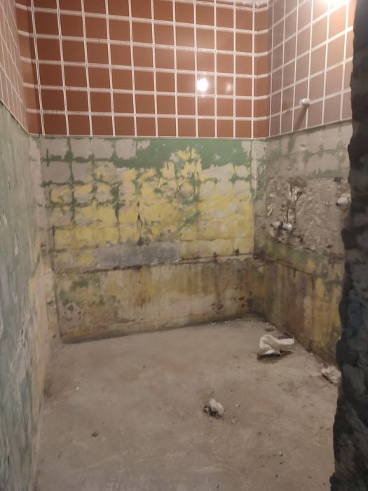 Кърти чисти извозва, къртене, демонтажни услуги, извозване на Отпадъци