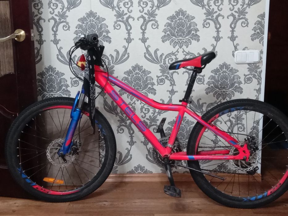 Велосипед для подростка. В хорошем состоянии. Stels Navigator 410.