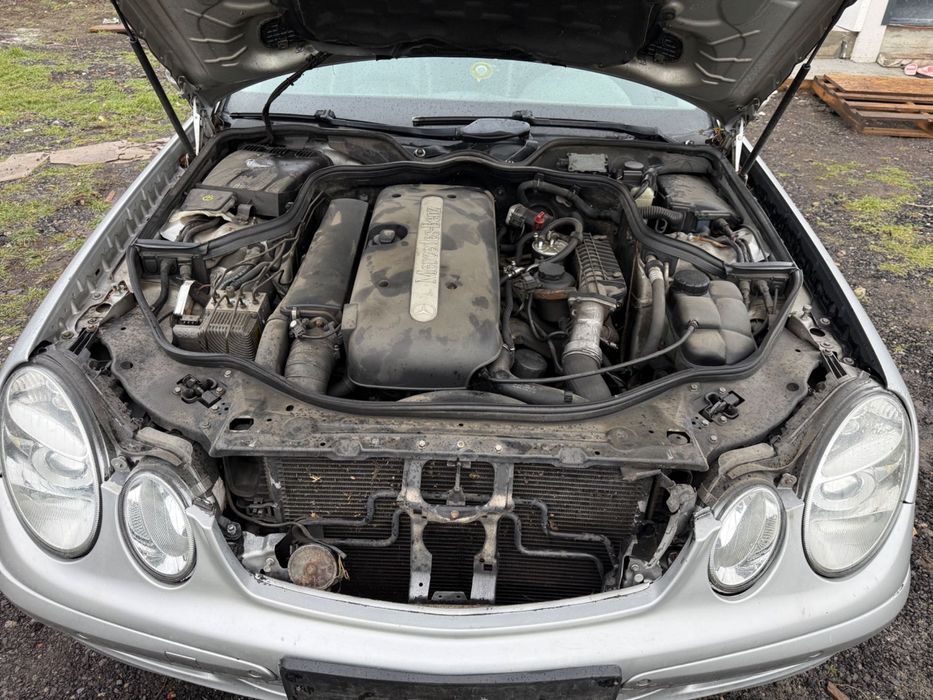 Mercedes 270cdi на части