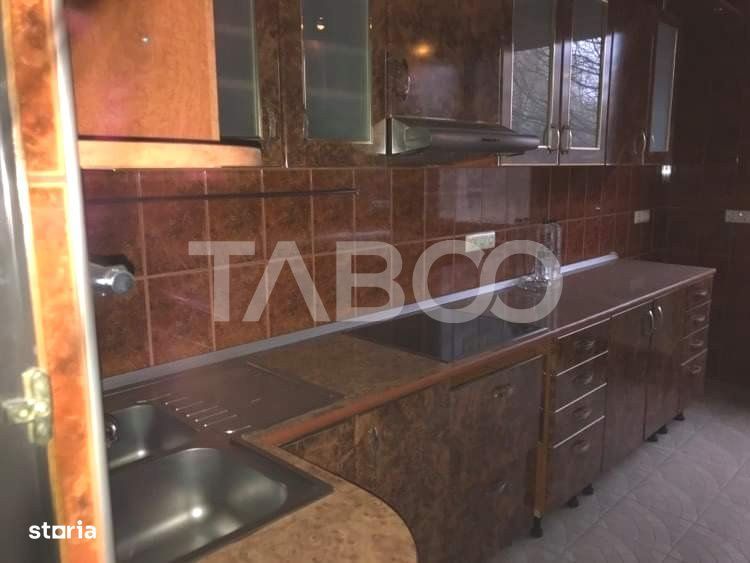 Spatiu de birouri decomandat 4 incaperi generoase zona Terezian Sibiu