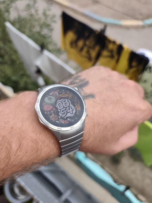 Huawei gt 4 титан  срочно