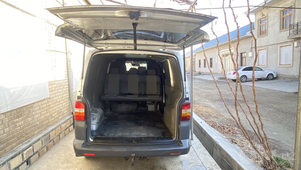 Volkswagen Tranportet T5