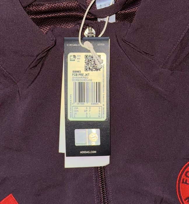 Bluză adidas FC Bayern München sezonul 24/25, Bordeaux,mărimea XS