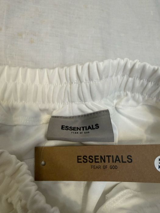 Compleu Essentials Fear Of God