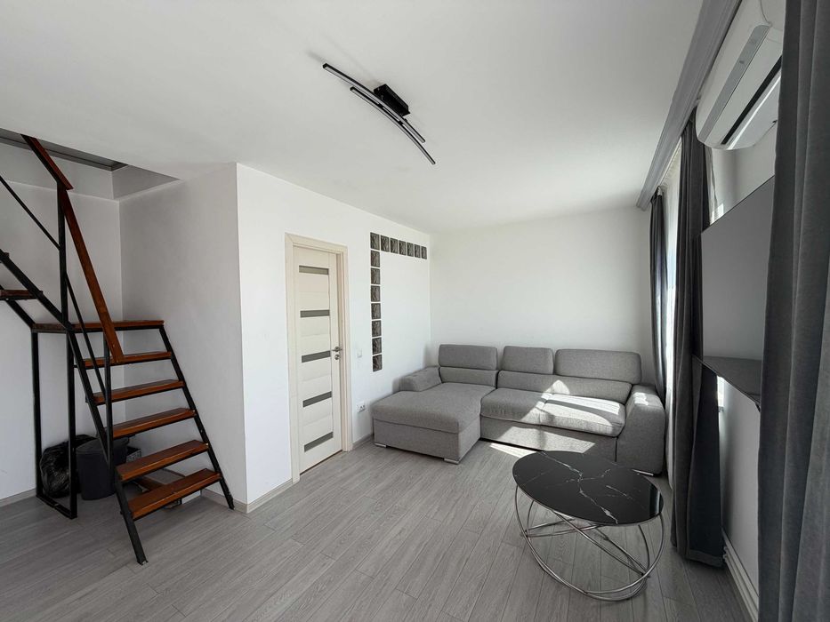 Apartament 3 camere - mansarda - Vasile Aaron
