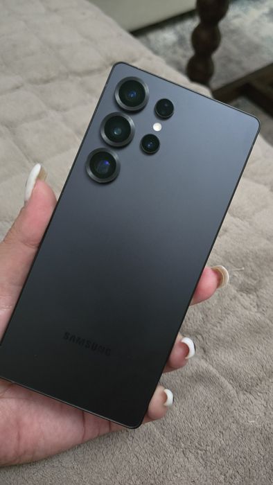 Продаётся Самсунг s 25 ultra