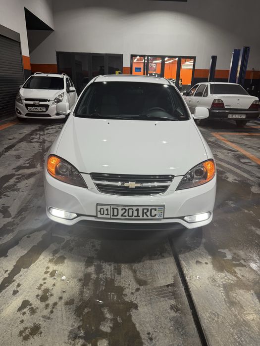 Lacetti Gentra 2022 A/T  Oq beliy