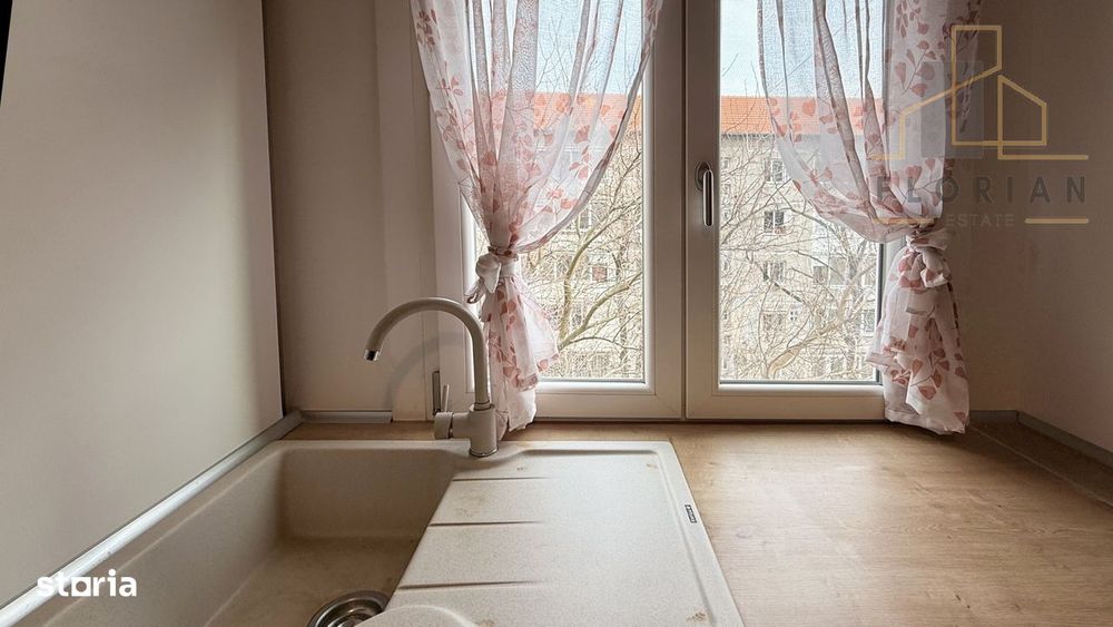 Apartament cu 3 camere / zona Gheorghe Lazar