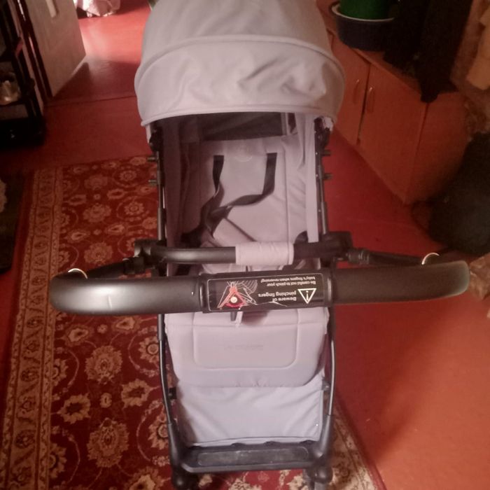 Коляска сатамын.