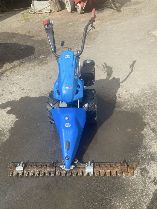 Vând cositoare BCS 9 cai