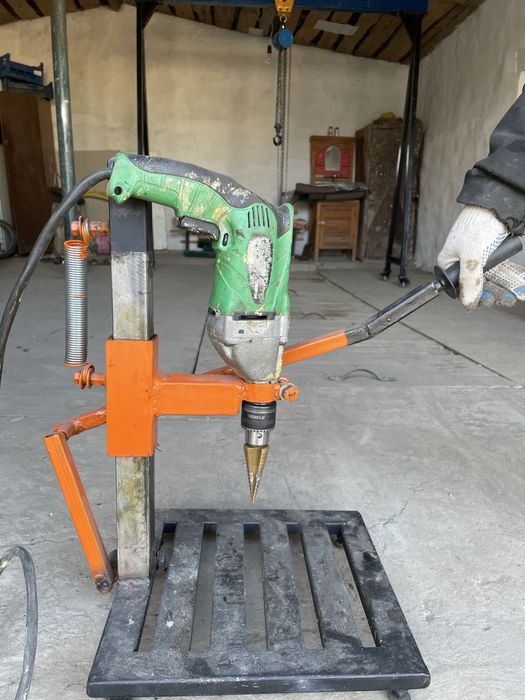 Дрель ручной работы