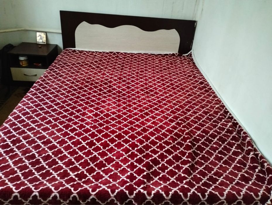 Продам двух спальную кровать