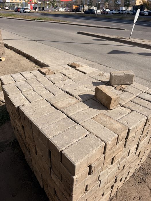 Продам б/у брусчатку срочно