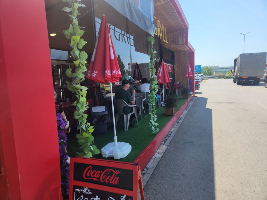 Продава се заведение за бързо хранене