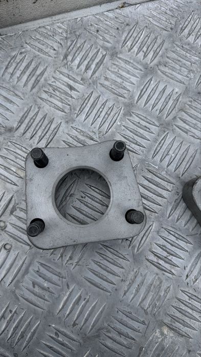 Проставки под шаровые сюрф 185