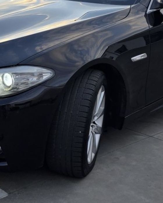 Aripa stanga fata BMW f10 f11 seria 5 negru 475 si 668