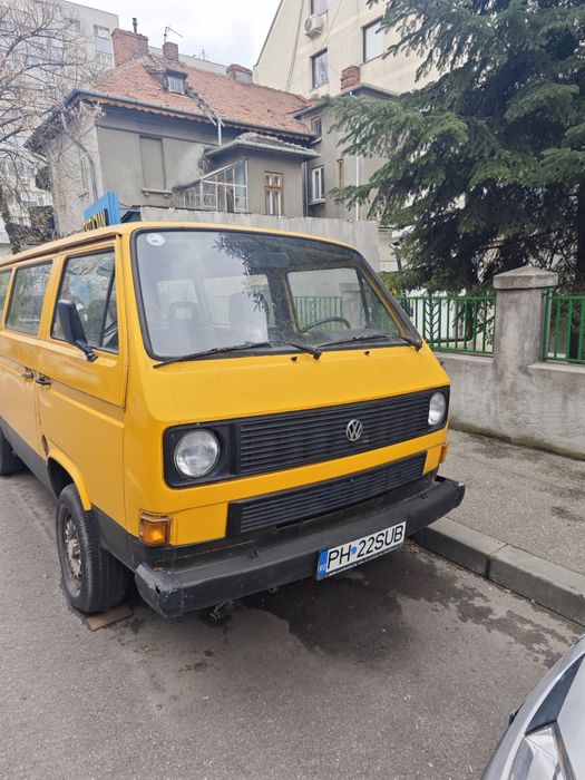 VOLKSWAGEN Transporter 1990