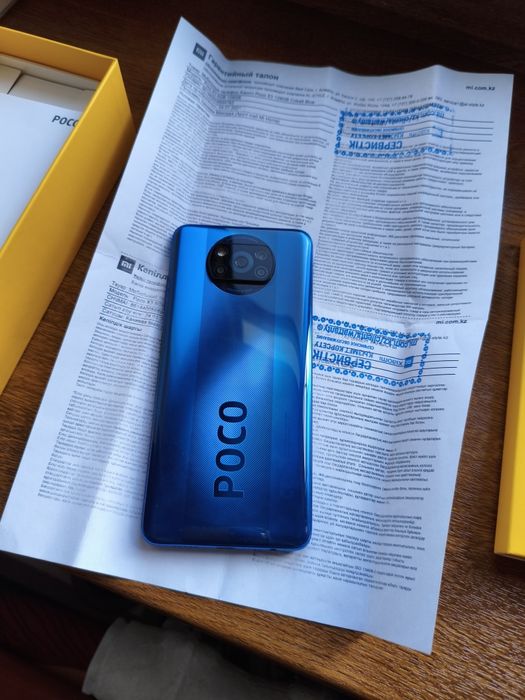 Смартфон РОКО Х3