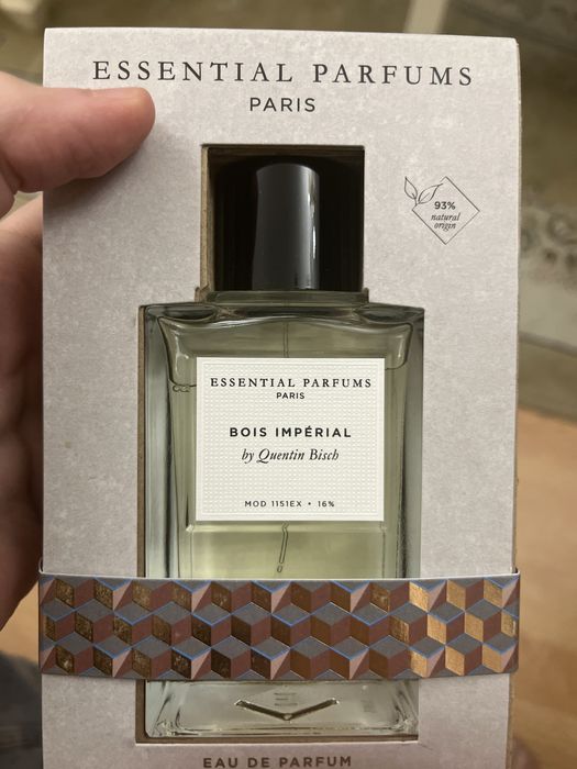 * Essential Parfums Bois Imperial