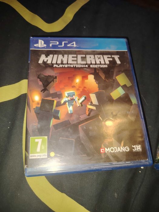 Продавам игри за PS4