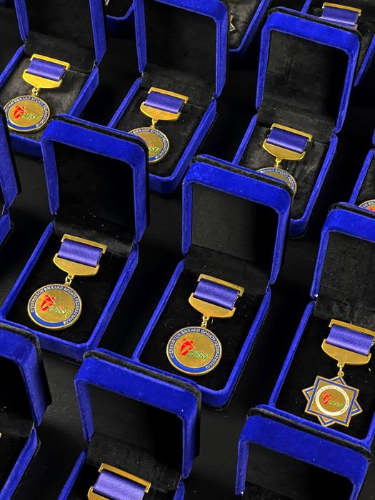 Значки индивидуально, Znachok, medal, quyma uslubda.