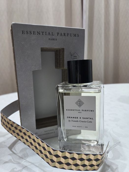 Essential parfums orange x santal