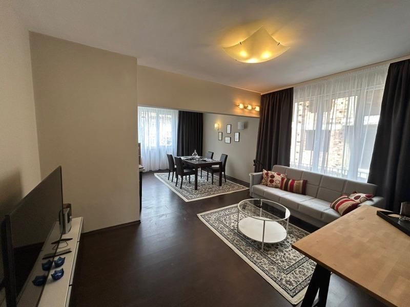 Дава се под наем Двустаен апартамент в София, Медицинска академия - 70 кв.м за 800 € - Снимка #3