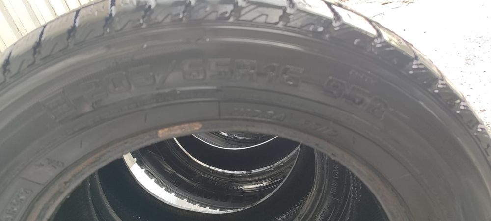 Зимние шины 205/65 R16