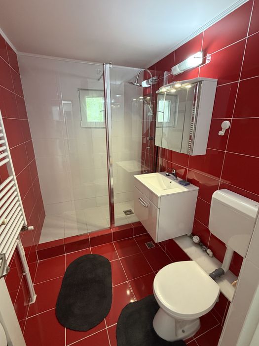 De inchiriat ap 3 camere Eremia