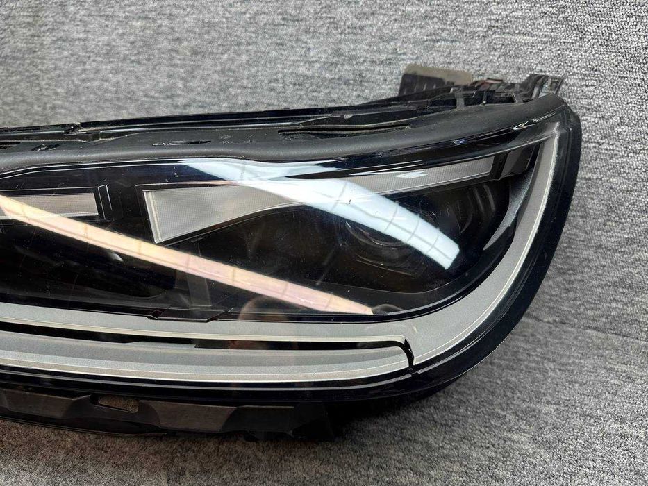 Far led stanga BMW IX i20