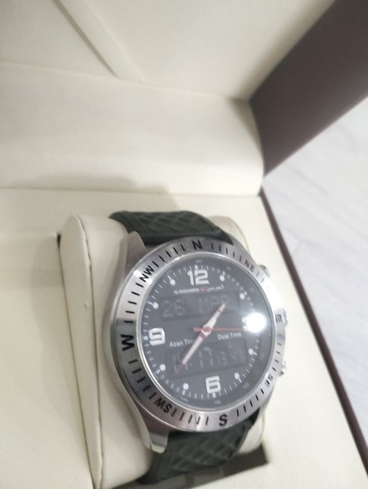 Часы Аль харамейн al-harameen