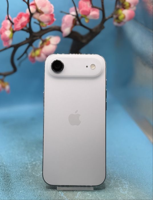 ГАРАНЦИОНЕН!!! Apple iPhone Air, 256GB, 5G, Sky Blue