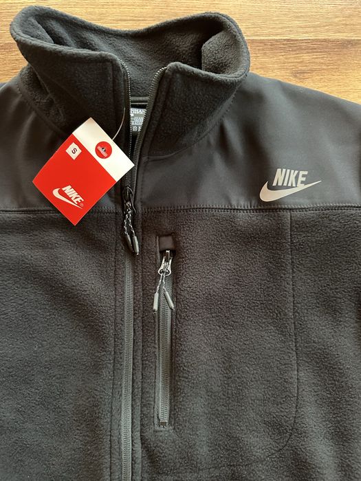 Мъжко,поларно,черно яке Nike