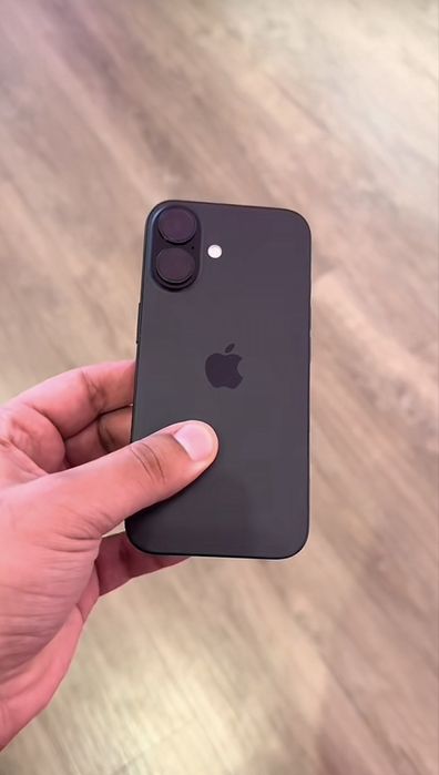 IPhone 16 в идеальном состоянии!