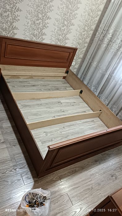 Продаётся спальный комплект