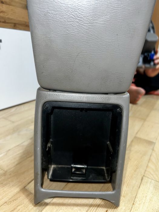 Централна конзола Subaru Forester SG5 (2002) – оригинална