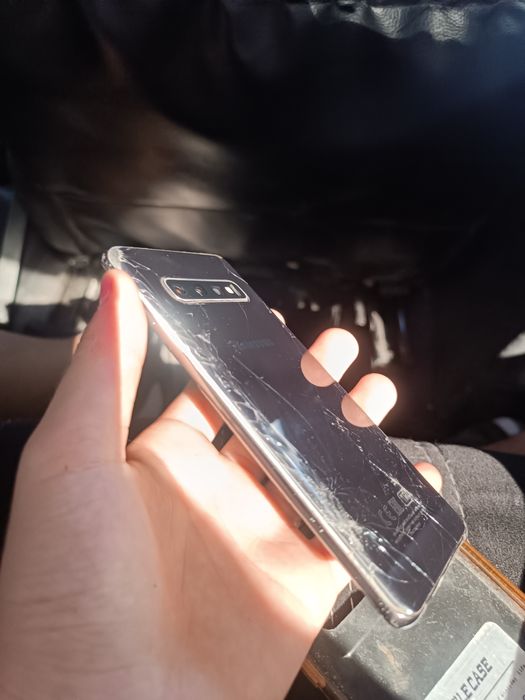 Самсунг с10 Samsung s10