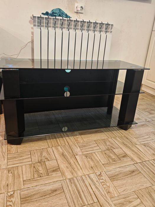 Тумбочка под телевизор