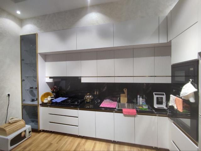 Buyurtma asosida mebellar ishlab chiqaramiz