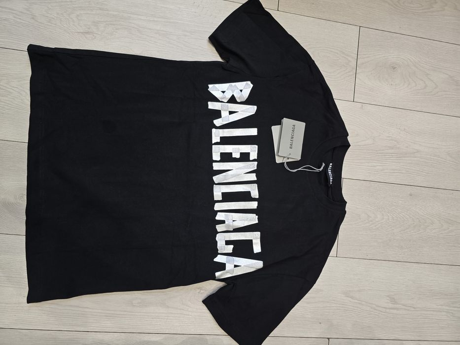 Tricou  Balenciaga premium