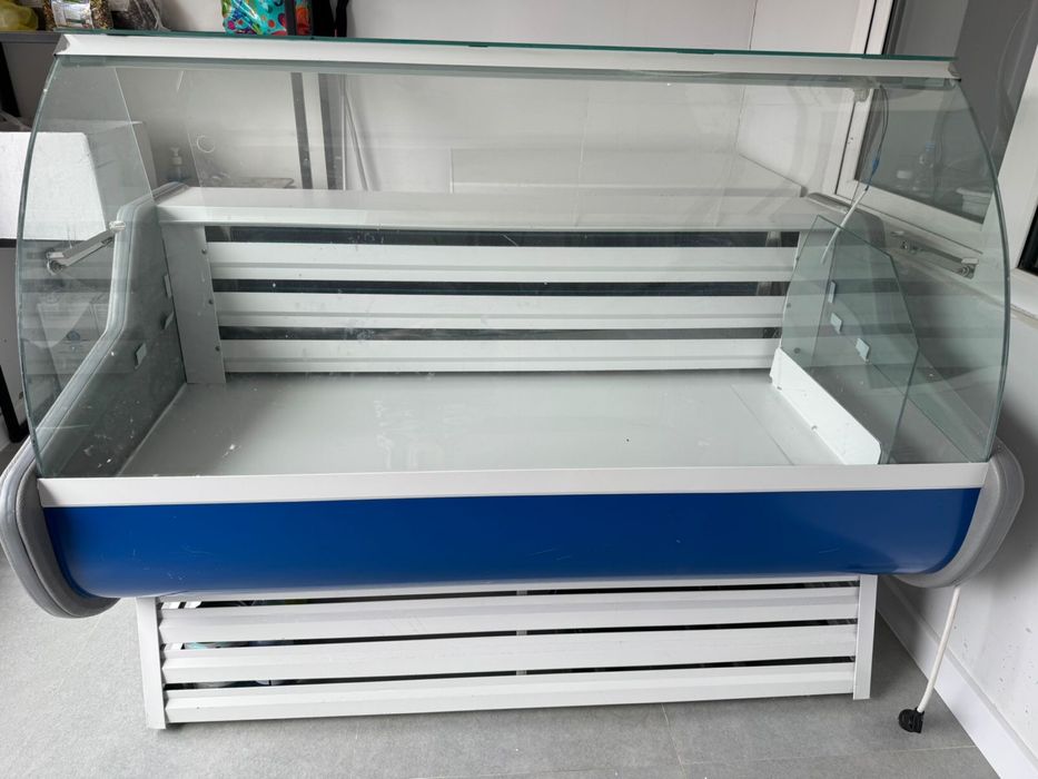 Витрина холодильник (технопроф)