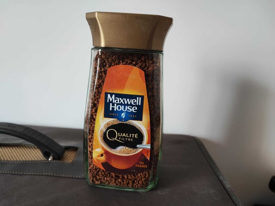 Nescafe cafea solubila ness 200 grame din Franta Maxwell