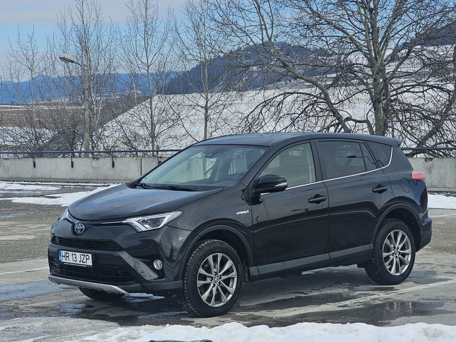 Toyota RAV4 Hybrid 2016 (Prima înmatriculare 2018)