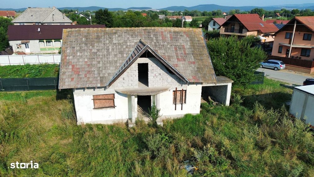 Casa la rosu Lunca Calnicului ,Prejmer,Brasov, teren 1000 mp.